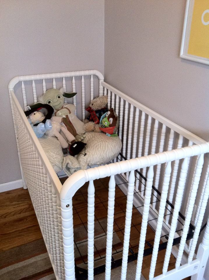 crib with stuffed animals