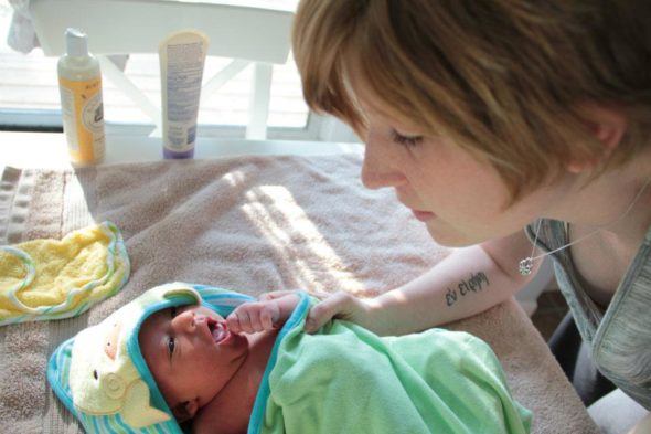 newborn bath time